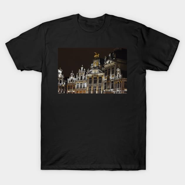 A view of Grand Place, Brussels, Belgium T-Shirt by golan22may